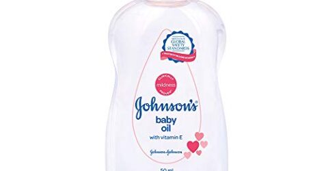 Johnson's Non-Sticky Baby Oil with Vitamin E for Easy Spread and Massage (Clear, 500ml)